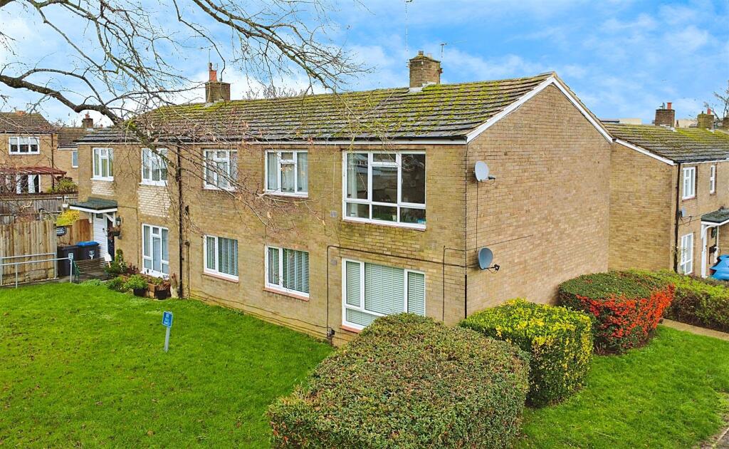 Main image of property: Clinton End, Leverstock Green