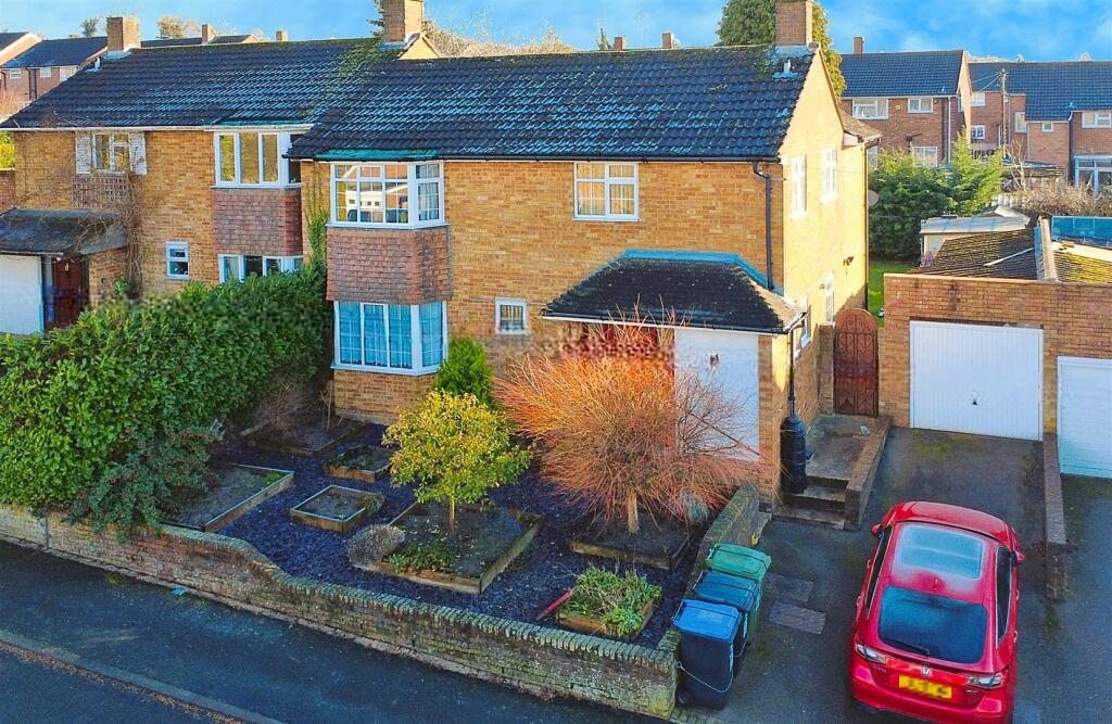 Main image of property: Georgewood Road, Nash Mills, Hemel Hempstead