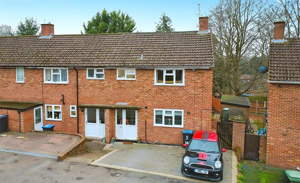 Main image of property: Oak Street, Nash Mills, Hemel Hempstead