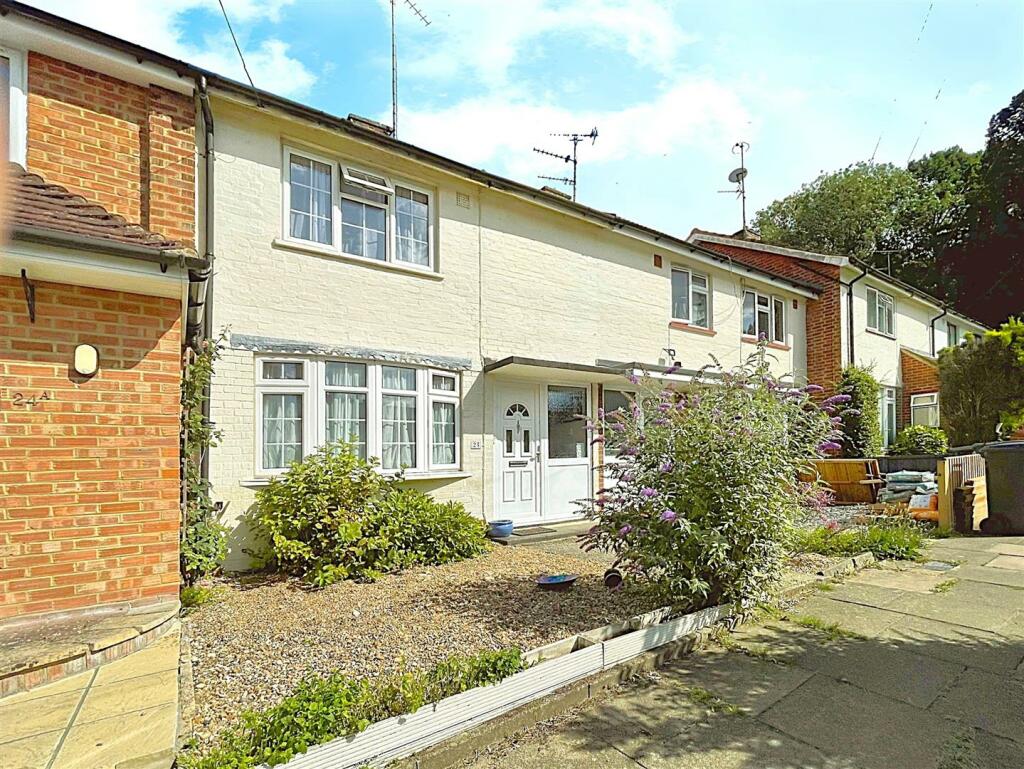 Main image of property: Acorn Road, Hemel Hempstead