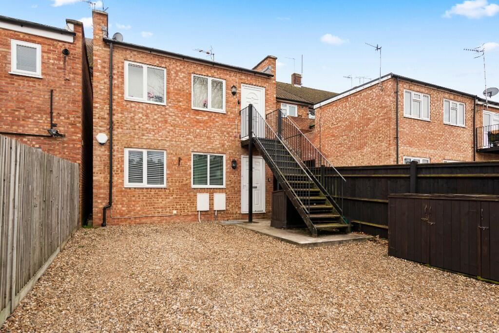 1 bedroom ground floor for sale in Dovers Green Road