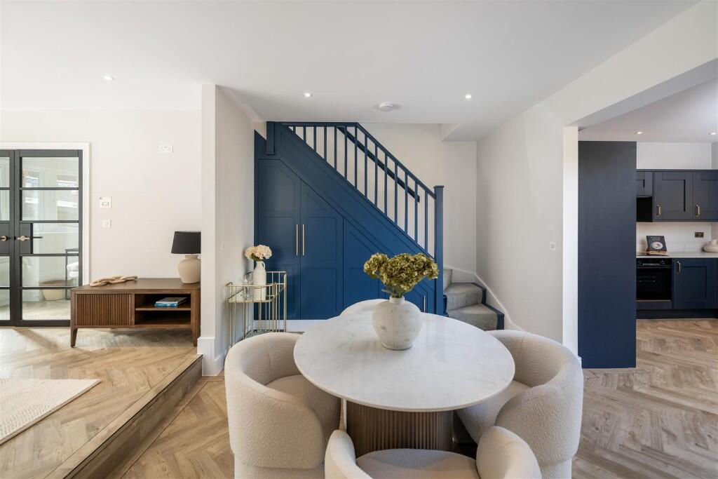 Main image of property: Beechwood Gardens, Caterham, Surrey, CR3