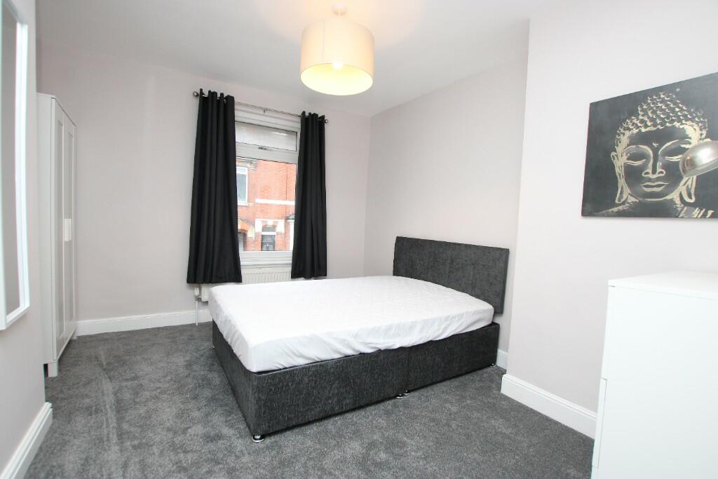 Main image of property: Wellington Street, Kettering, Northamptonshire, NN16