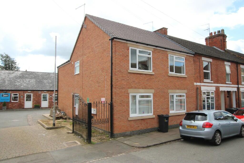 Main image of property: Regent Street, Kettering, Northamptonshire, NN16