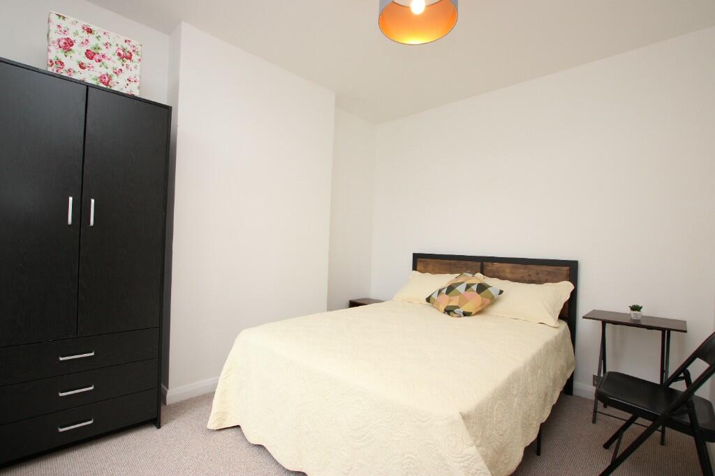 Main image of property: Hill Street, Kettering, Northamptonshire, NN16