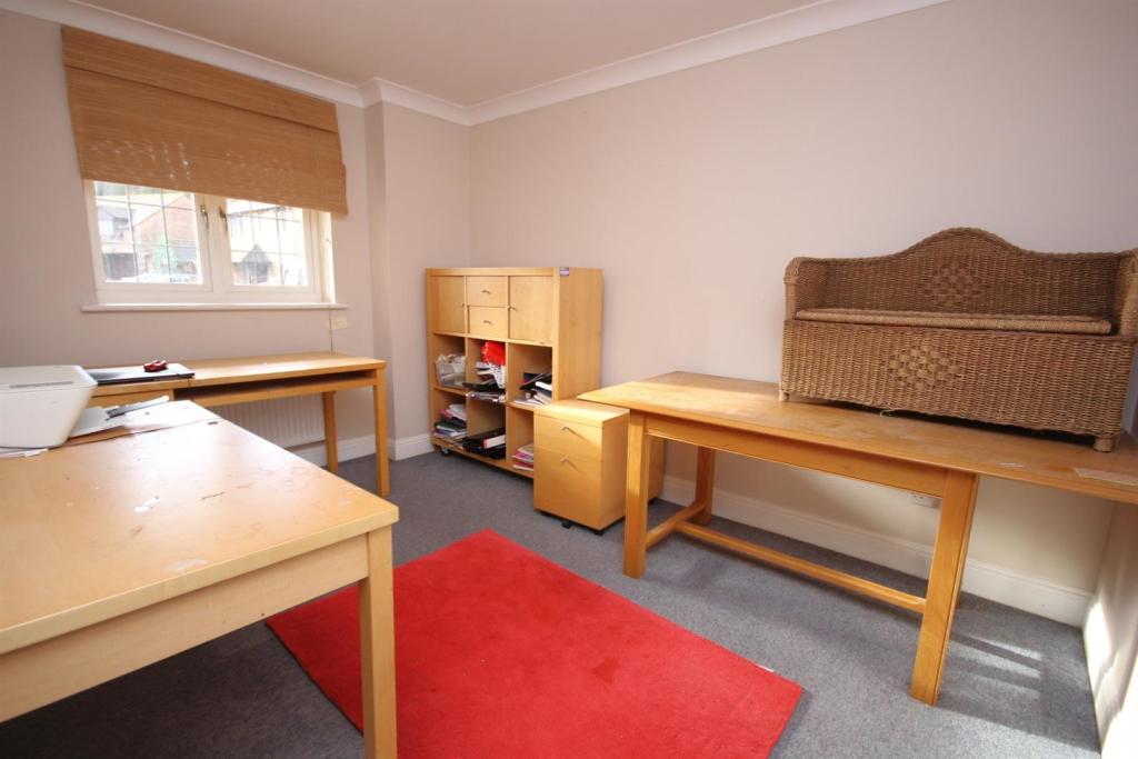 5 bedroom detached house for sale in Redcroft Lane, Bursledon, SO31