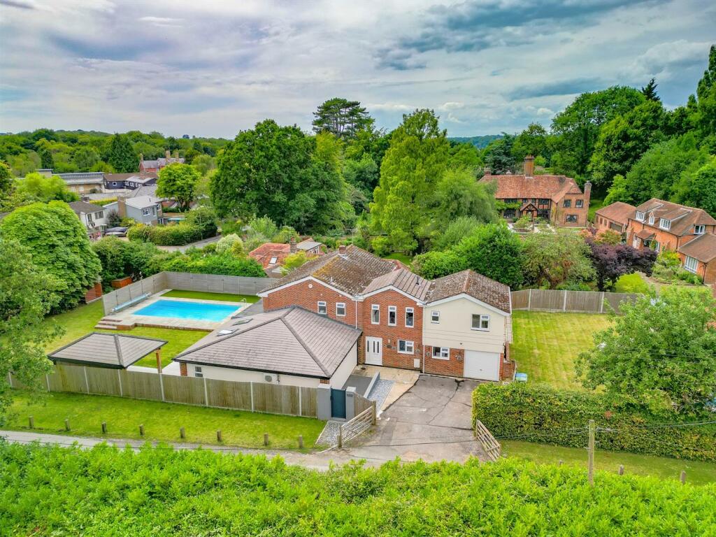 Main image of property: New Road, Swanwick, Southampton