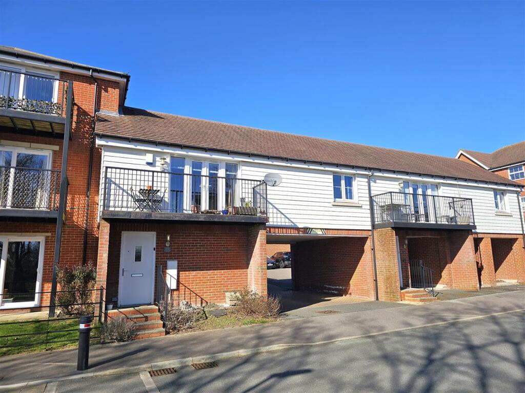 Main image of property: Cavendish Drive, Locks Heath, Southampton