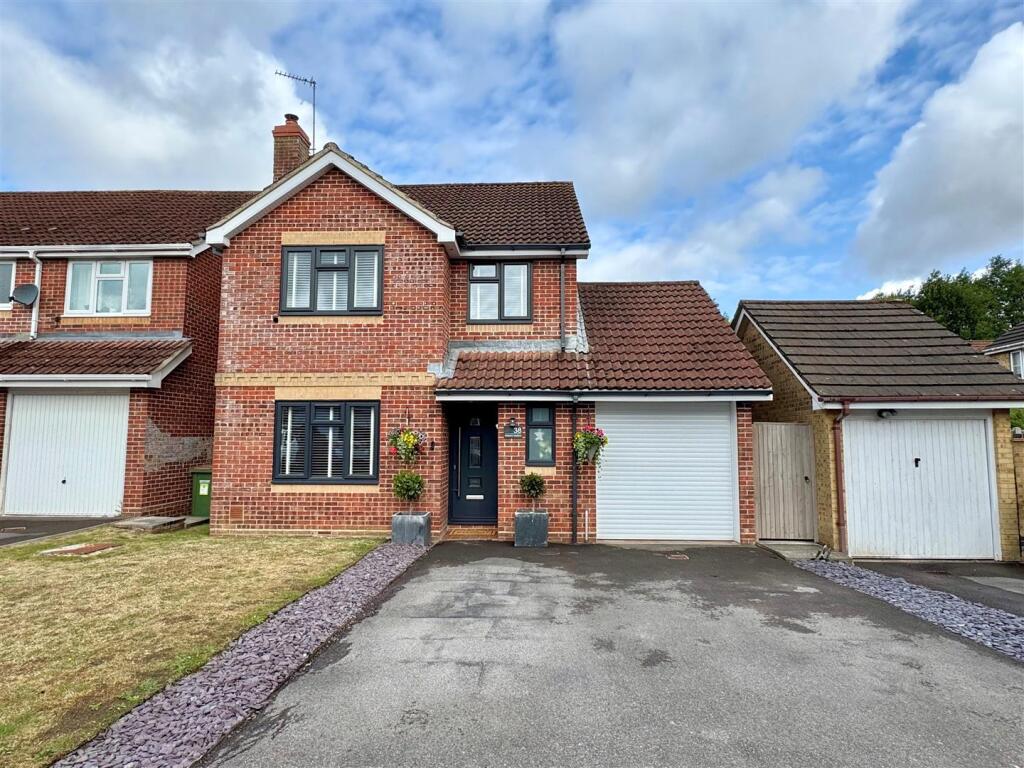 Main image of property: Britannia Gardens, Hedge End