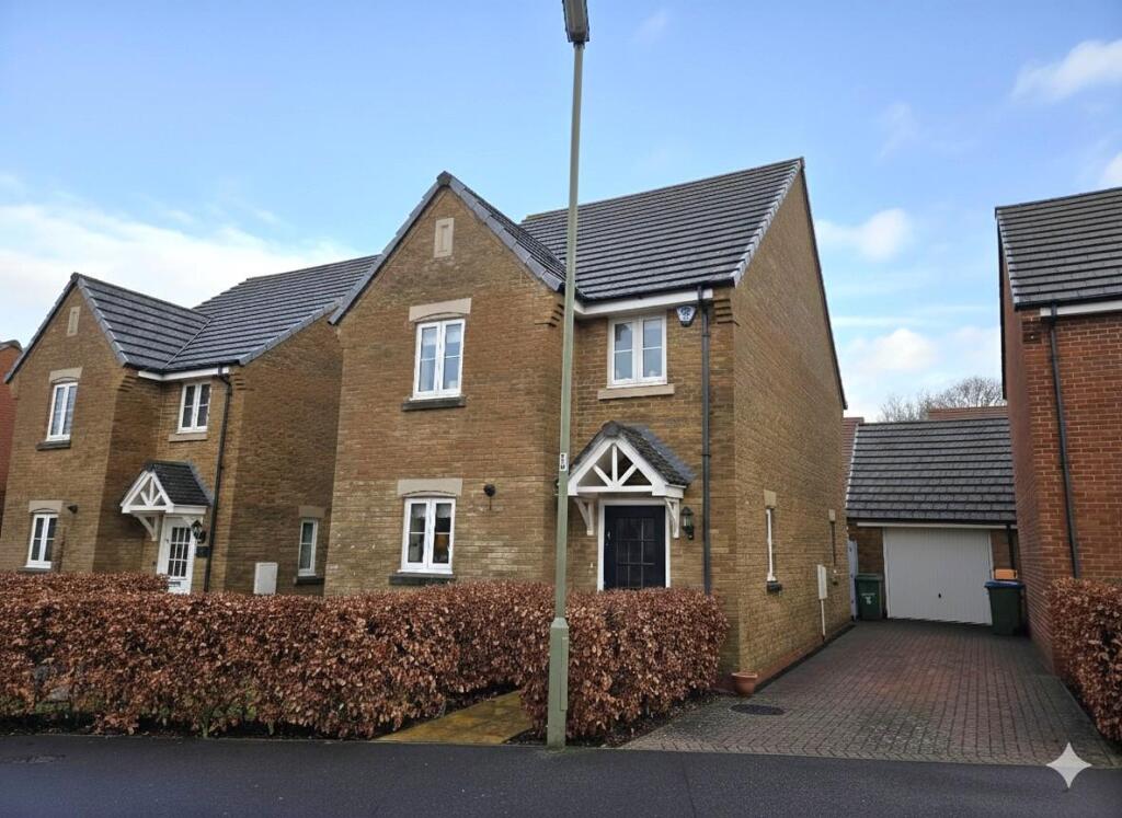 Main image of property: Rothschild Drive, Sarisbury Green, Southampton