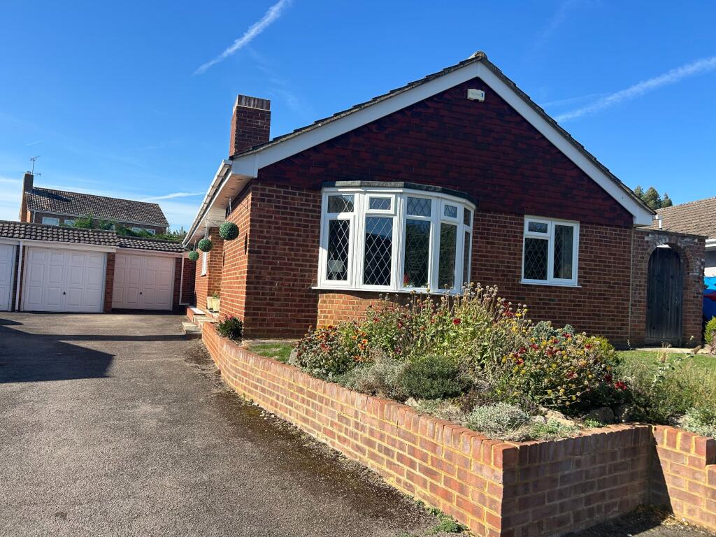 Main image of property: Hemsdale, Cranbrook Drive, Maidenhead, Berkshire SL6 6SL