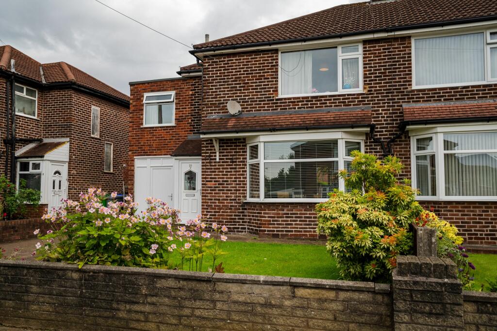 Main image of property: Calder Avenue, Manchester