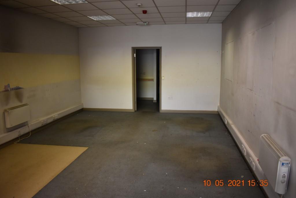 High street retail property for rent in High Street, Wellingborough