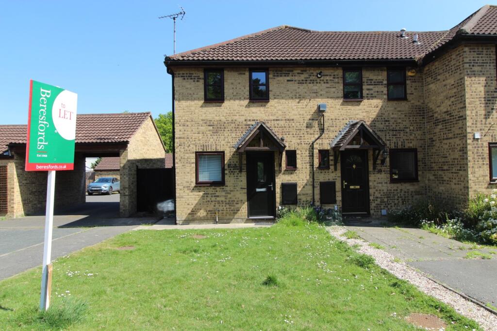 Main image of property: Spalt Close, Hutton, CM13