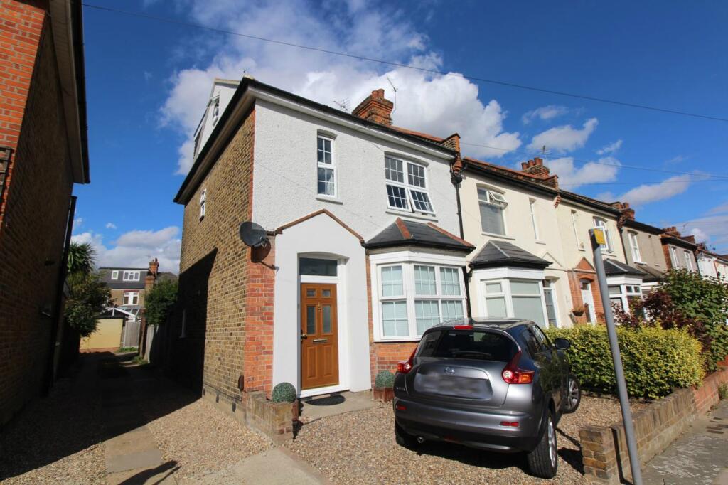 Main image of property: St. Lawrence Road, RM14