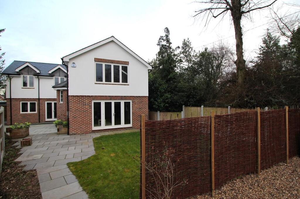 Main image of property: New Road, CM2