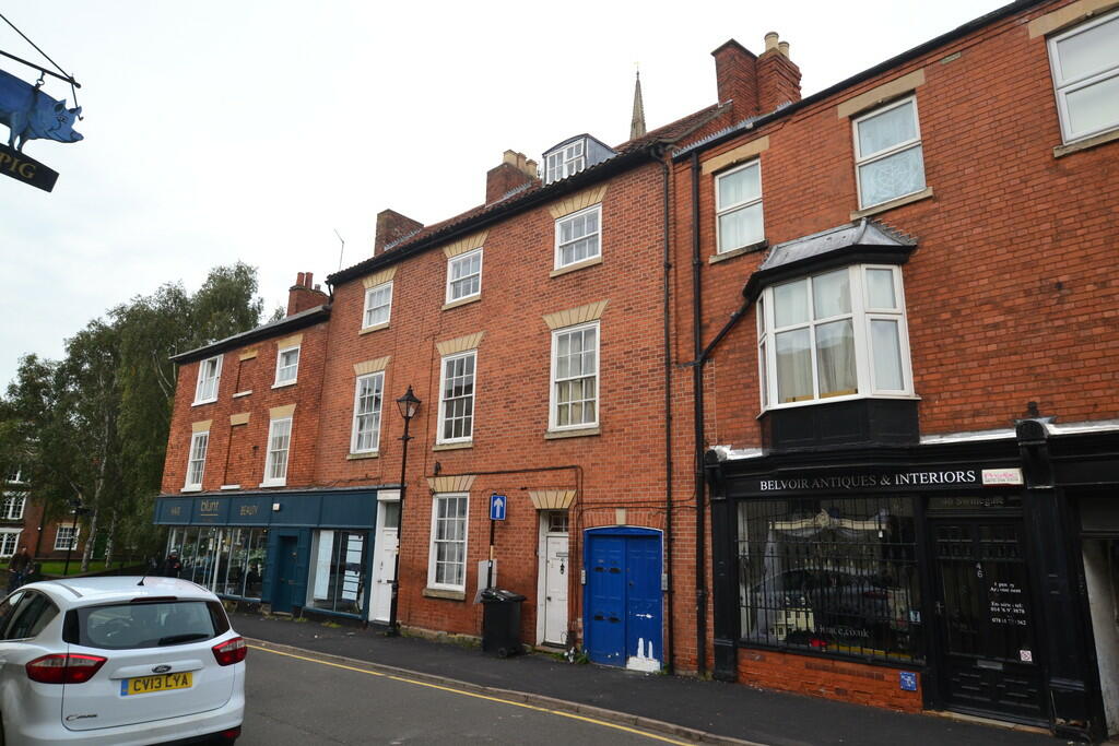 3 bedroom apartment for sale in Swinegate, Grantham, NG31