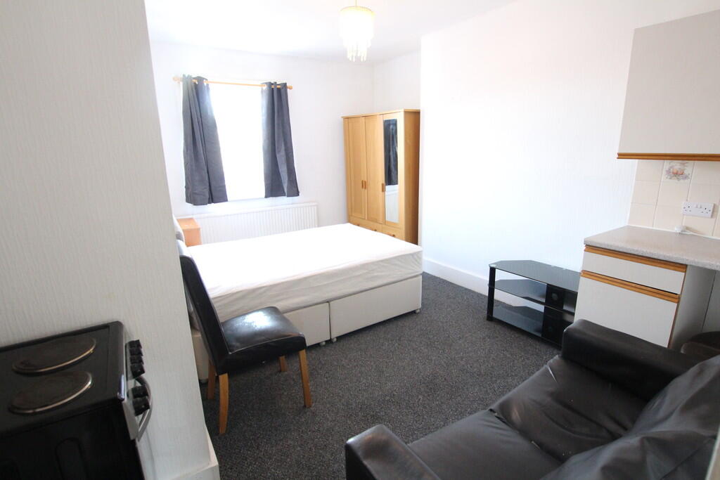 Main image of property: Norton St, Grantham