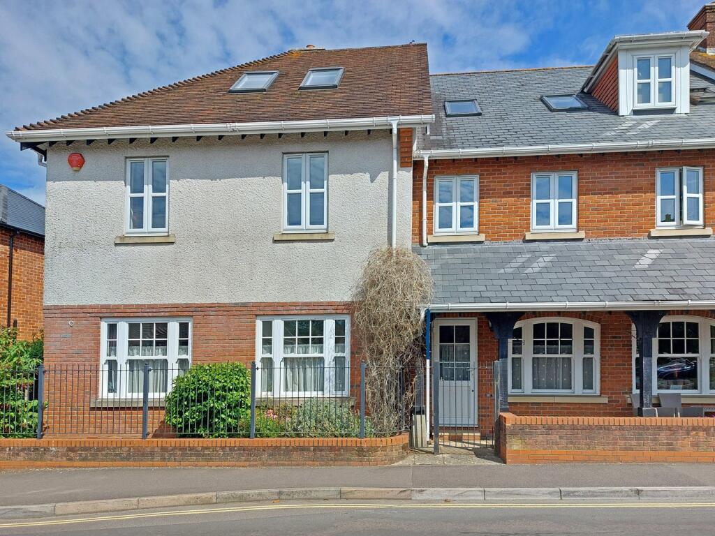 3 bedroom apartment for sale in Grigg Lane, Brockenhurst, Hampshire, SO42