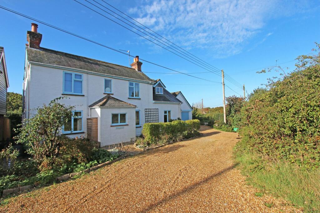 3 bedroom detached house for sale in Back Lane, Sway, Lymington