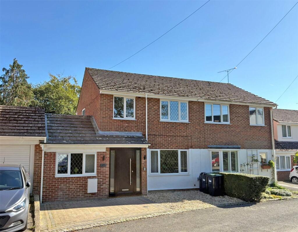 Main image of property: Shearsbrook Close, Bransgore, Christchurch, Hampshire, BH23