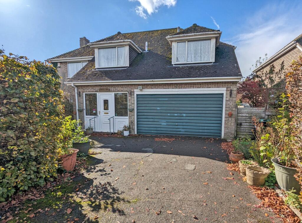 Main image of property: Durrant Way, Sway, Lymington, Hampshire, SO41