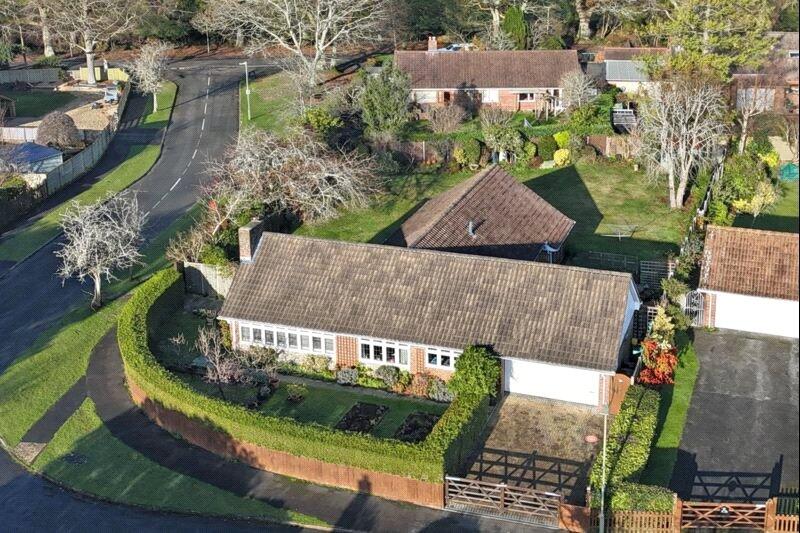 Main image of property: Oberfield Road, Brockenhurst, Hampshire, SO42