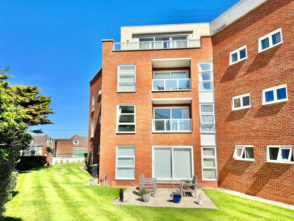 2 bedroom apartment for sale in Camden Hurst, Milford on Sea, Lymington