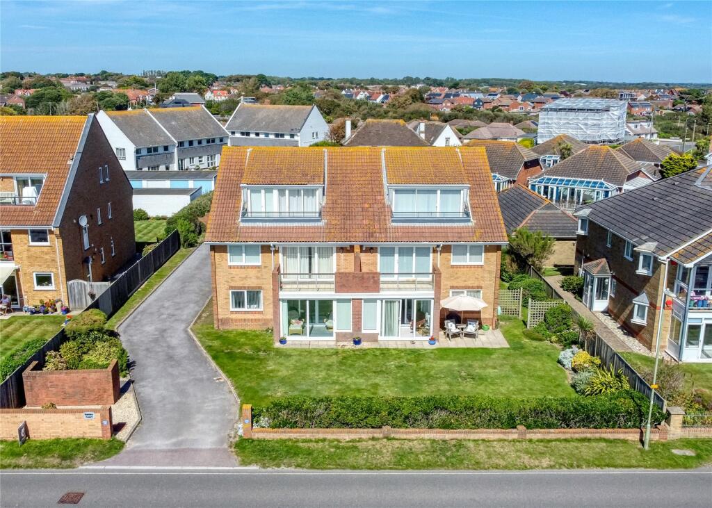 2 bedroom apartment for sale in Hurst Road, Milford on Sea, Lymington, Hampshire, SO41
