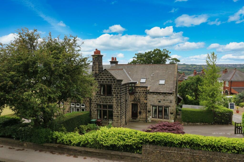 4 bedroom semidetached house for sale in Leeds Road, Rawdon, Leeds, West Yorkshire, LS19
