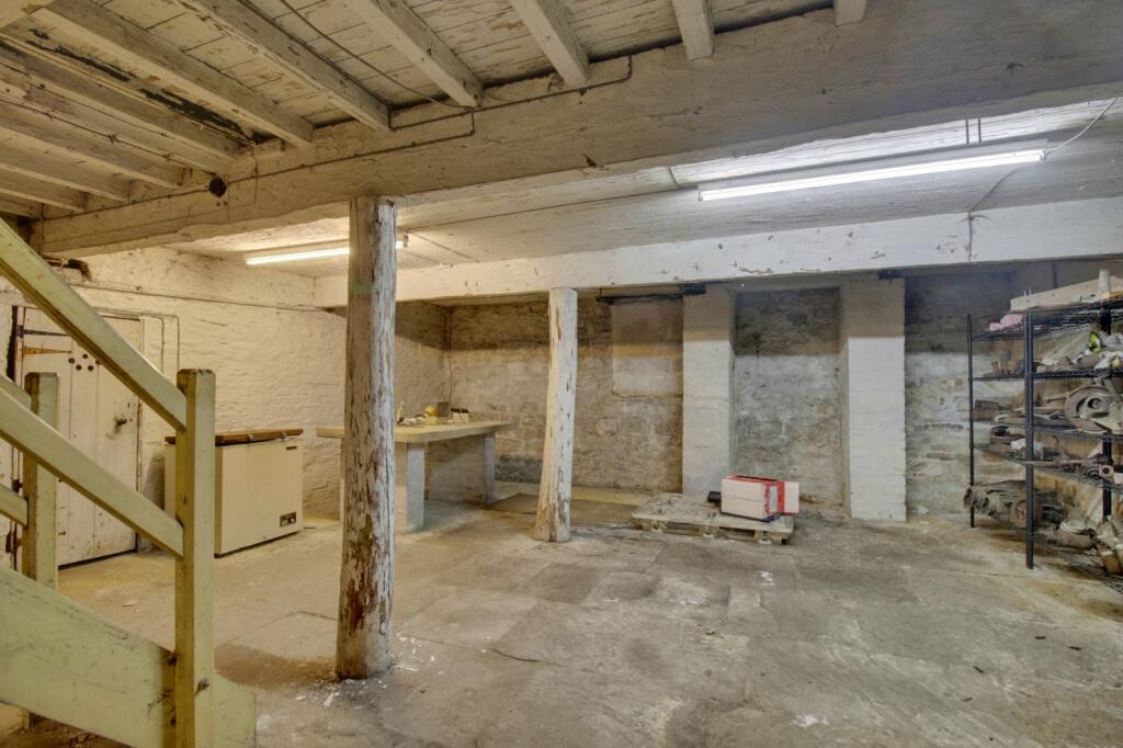 Additional property image - Thackley Road, Thackley, Bradford, West Yorkshire, BD10