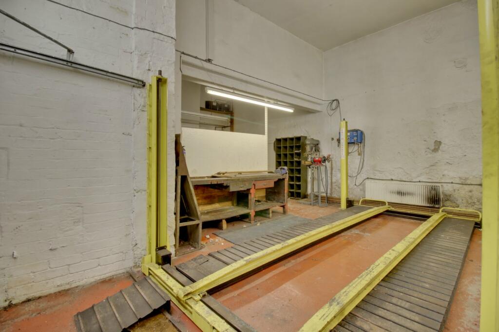 Additional property image - Thackley Road, Thackley, Bradford, West Yorkshire, BD10