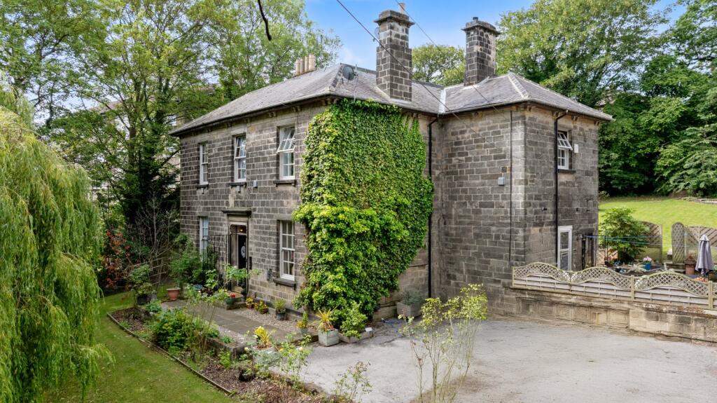 Main image of property: Low Lane, Horsforth, Leeds, West Yorkshire, LS18