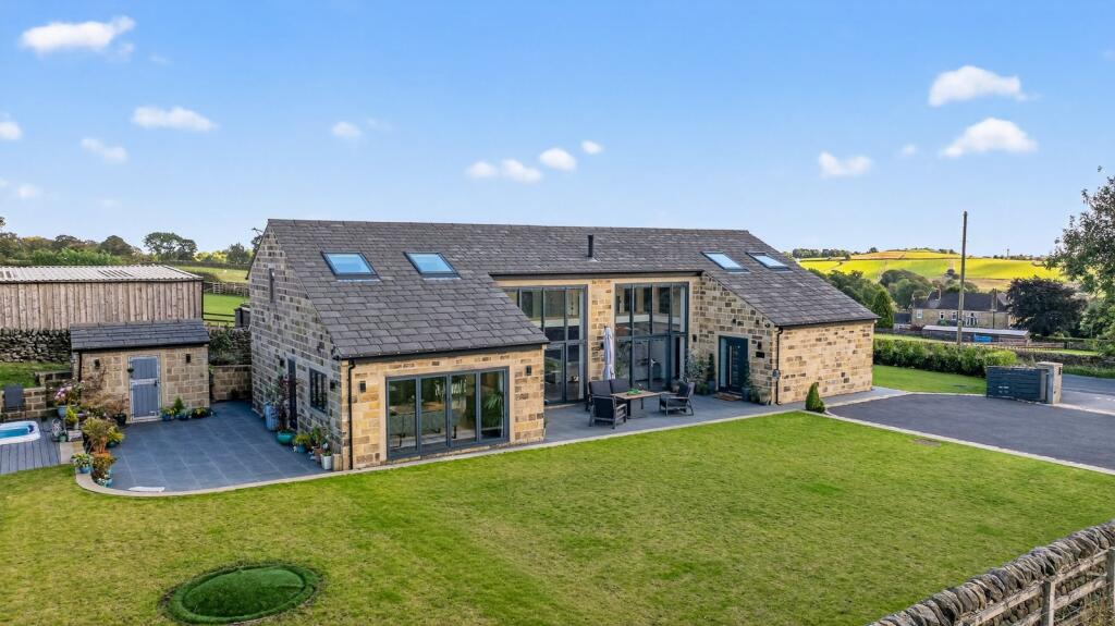 Main image of property: Carlton Lane, Guiseley, Leeds, West Yorkshire, LS20