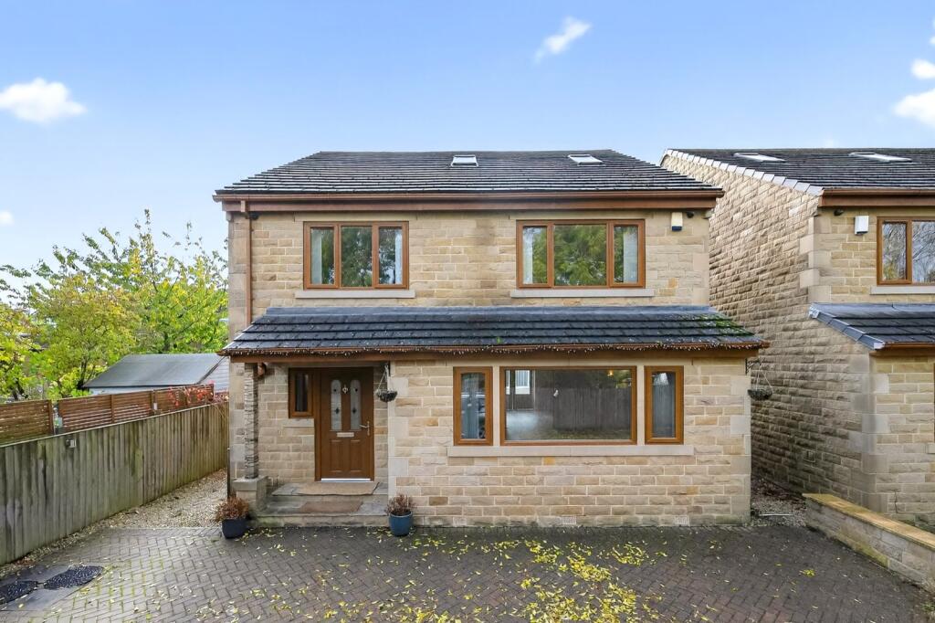 Main image of property: Calverley Fold, Calverley, Pudsey, West Yorkshire, LS28