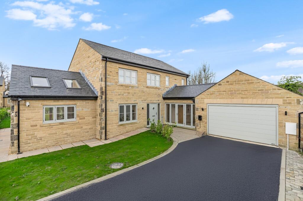 Main image of property: Wentcliff House, 5 Birch Hall Close, Earby, Barnoldswick, BB18