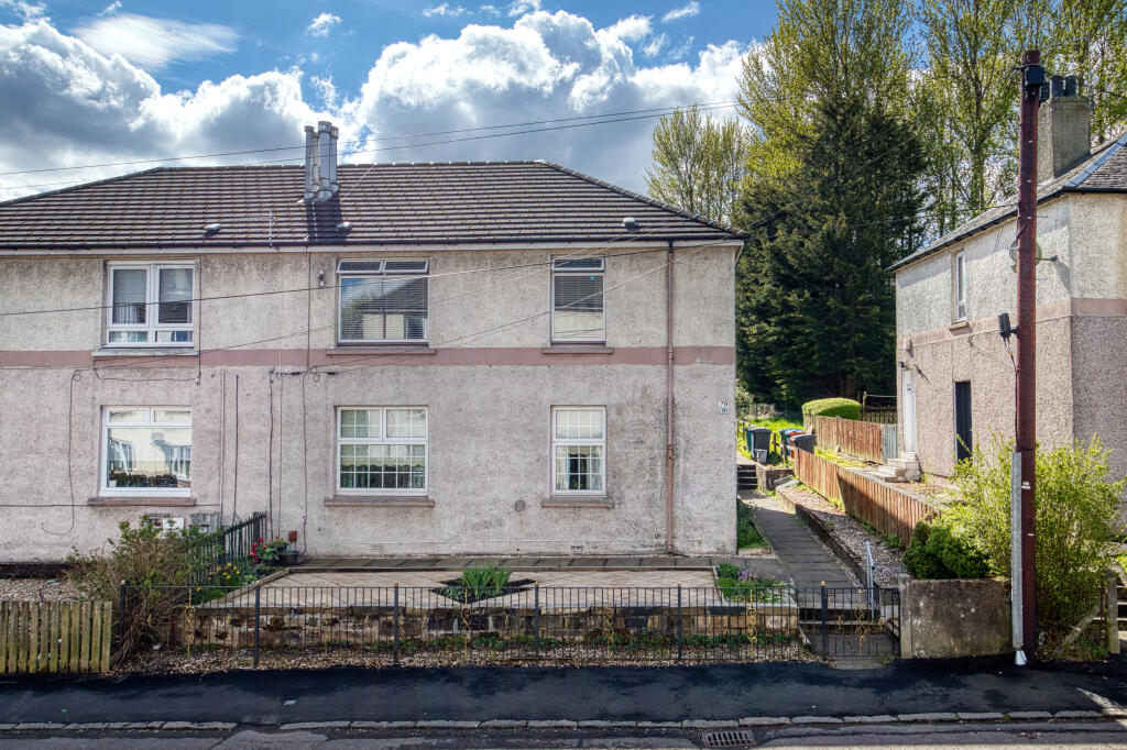 2 bedroom flat for sale in 79 Springfield Square, Glasgow