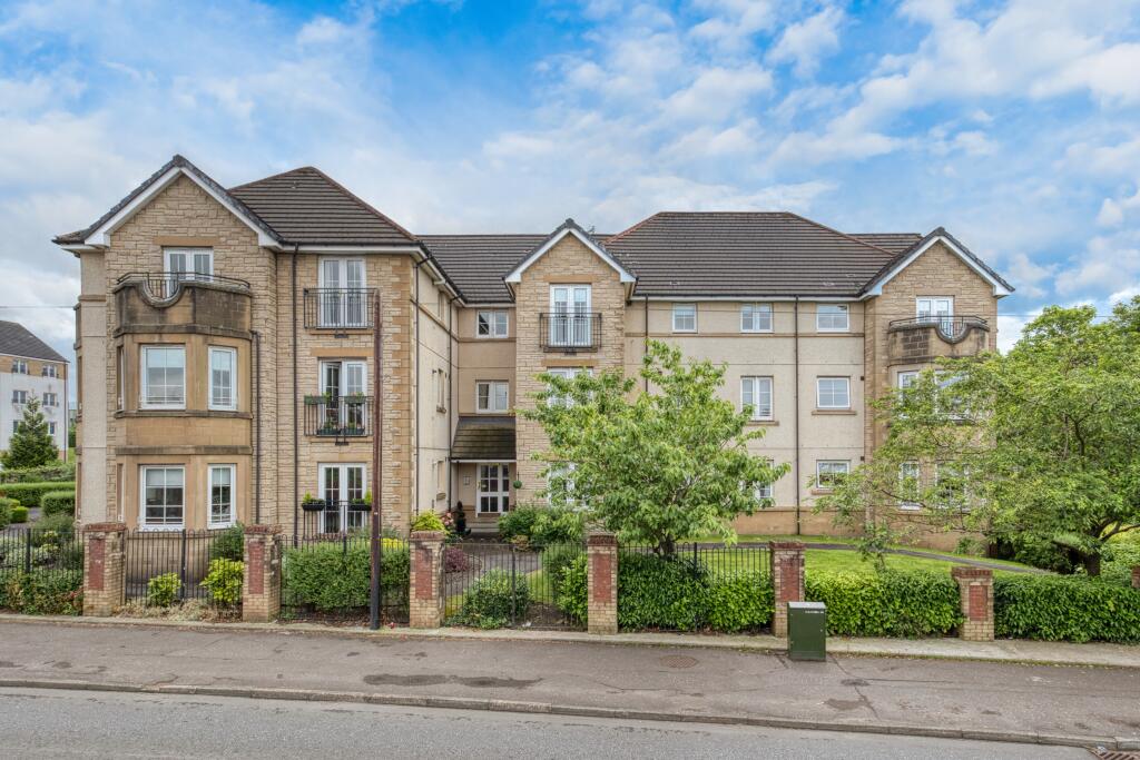 2 bedroom flat for sale in Flat 4, 100 Wester Cleddens Road