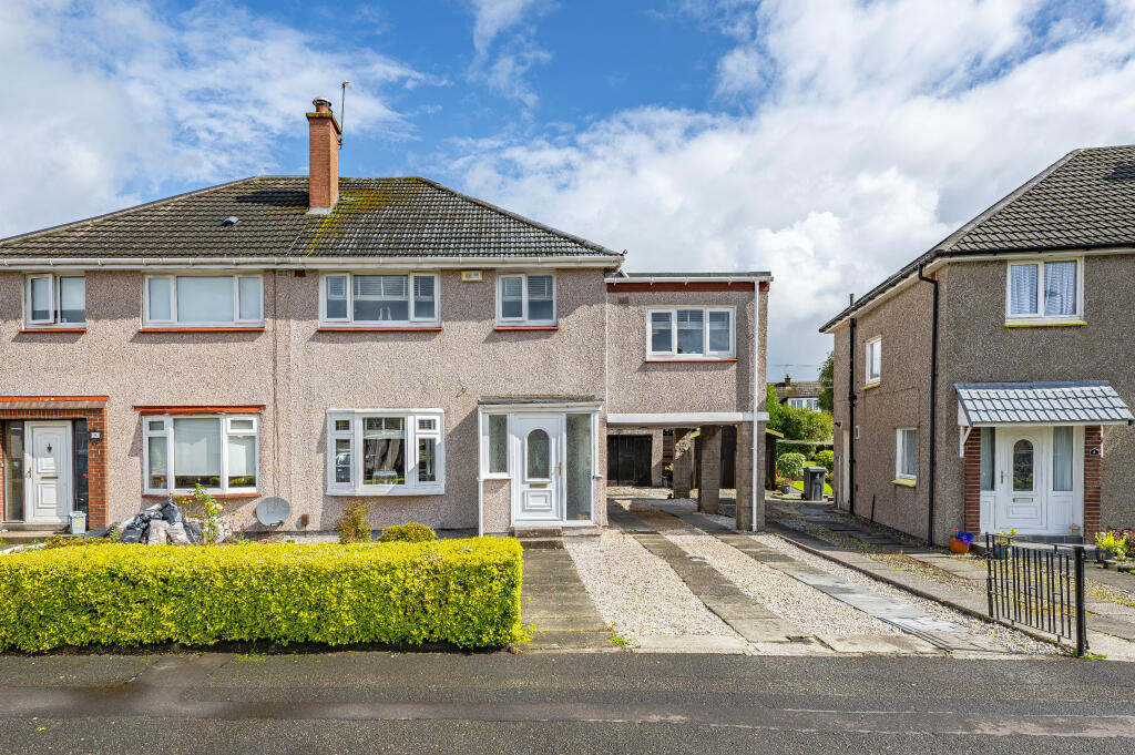 5 bedroom semidetached house for sale in 6 Lomond Drive, G64