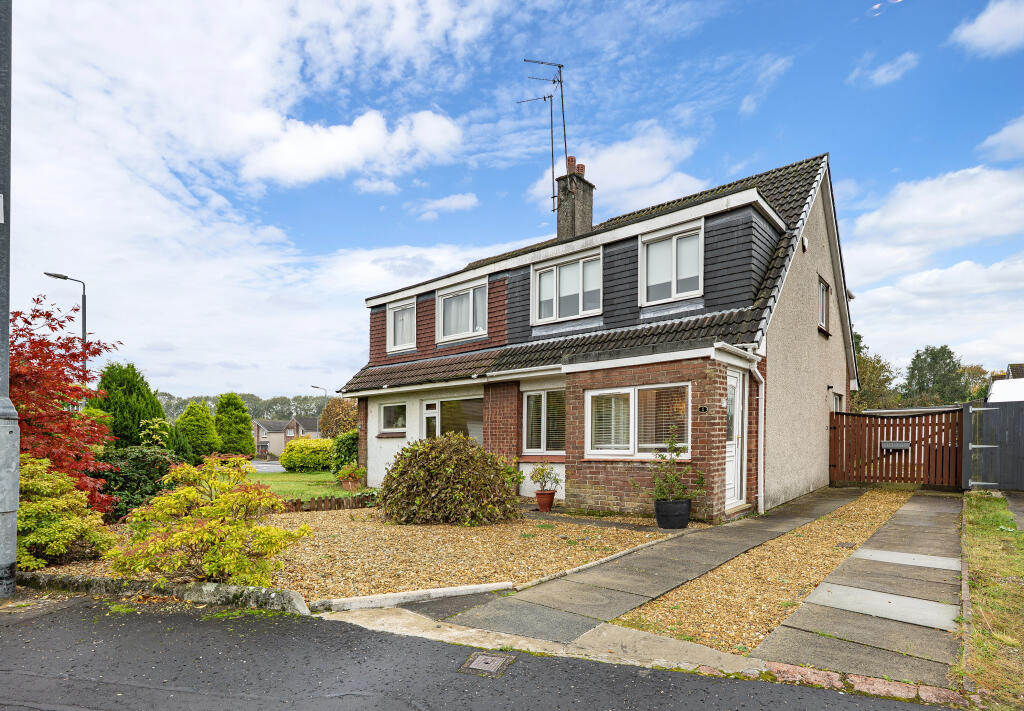 Main image of property: 1 Calder Gate, Bishopbriggs, Glasgow, G64