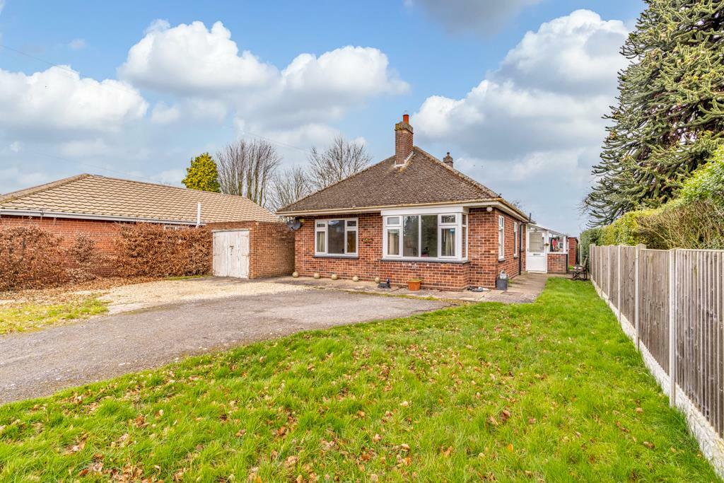 2 bedroom detached bungalow for sale in Pilleys Lane, Boston, PE21