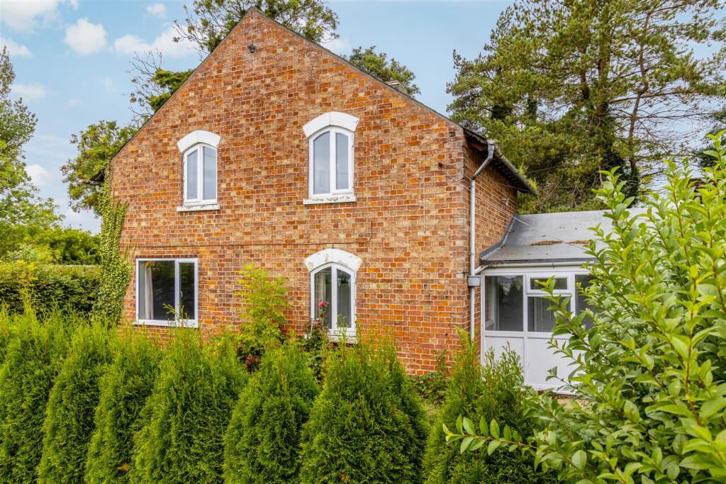 Main image of property: Chapel Road, Old Leake