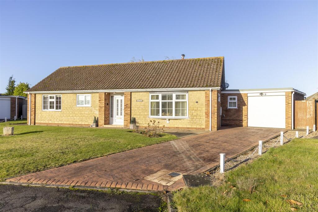 Main image of property: Towell Close, Boston