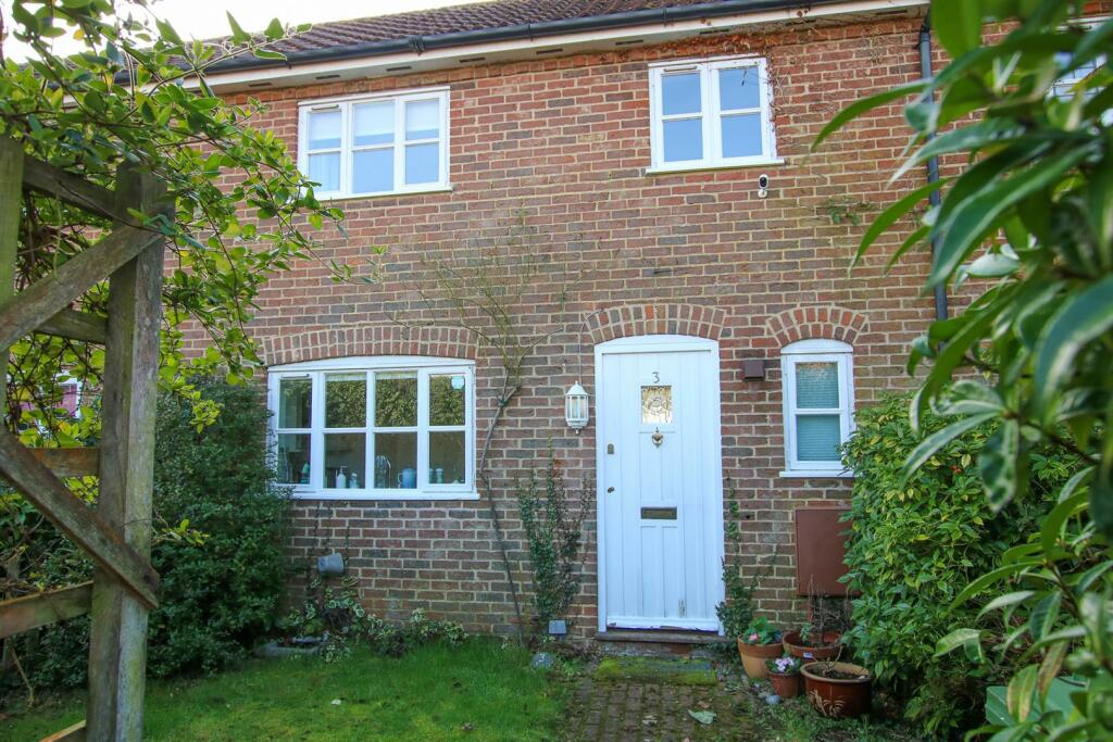 2 bedroom terraced house for sale in Friston, Suffolk, IP17