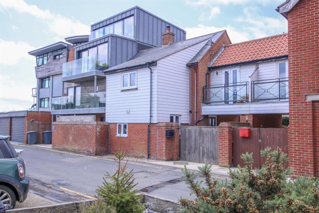 Main image of property: Aldeburgh, Suffolk