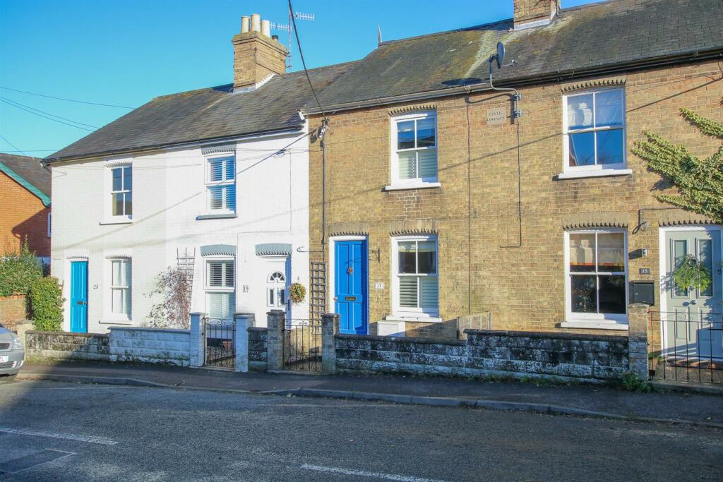 2 bedroom terraced house for sale in Saxmundham, Suffolk, IP17