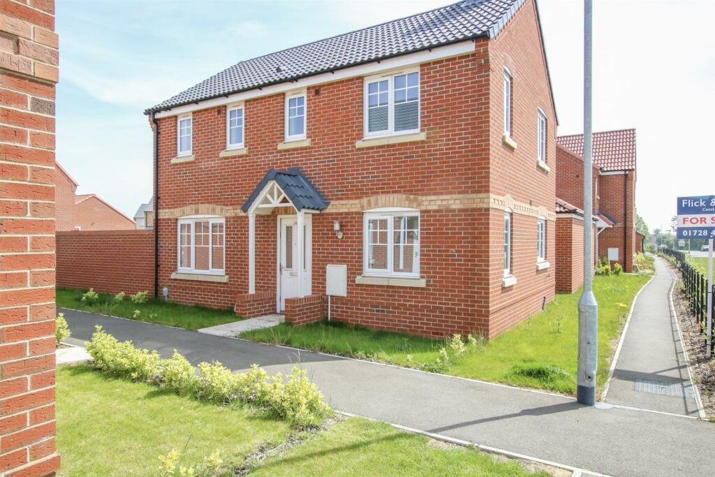 3 bedroom detached house for sale in Leiston, Suffolk, IP16