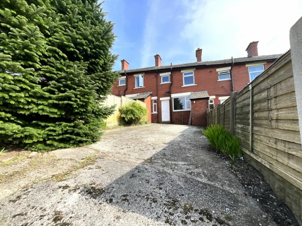 Additional property image - Avallon Way, Darwen, BB3