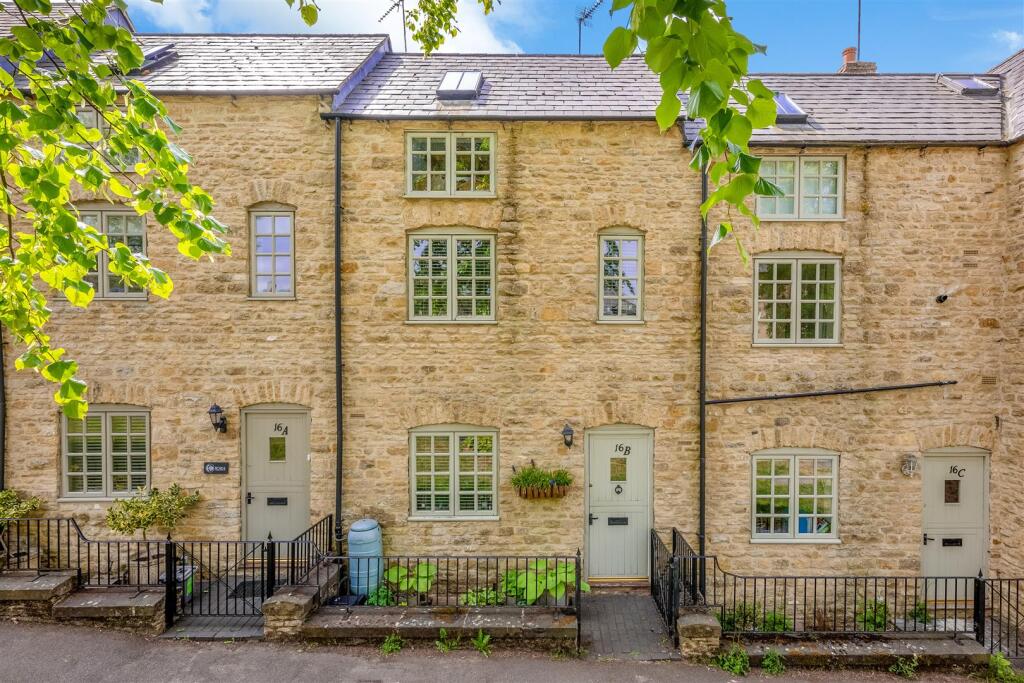 Main image of property: London Road, Chipping Norton