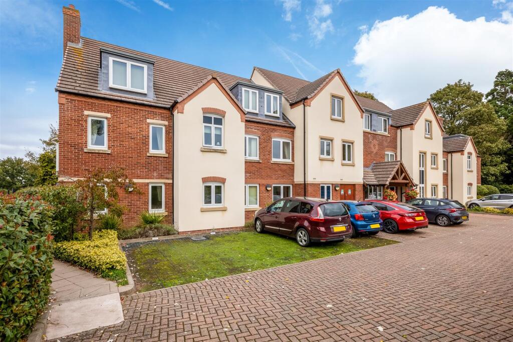 Main image of property: Stratford Road, Wellesbourne